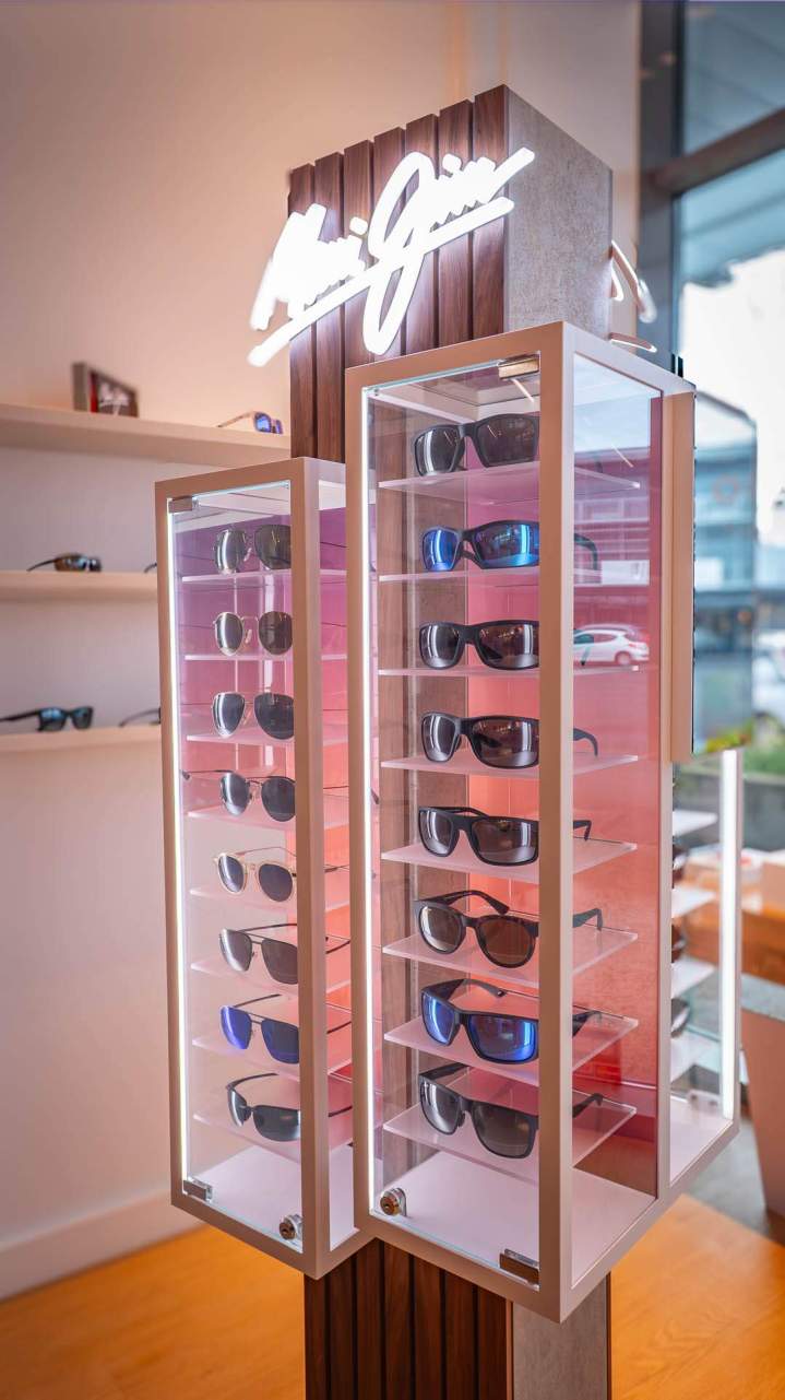 Vaste choix de lunettes de soleil alliant protection et design